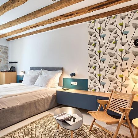 Nars Bed & Breakfast โรวีน ภายนอก รูปภาพ