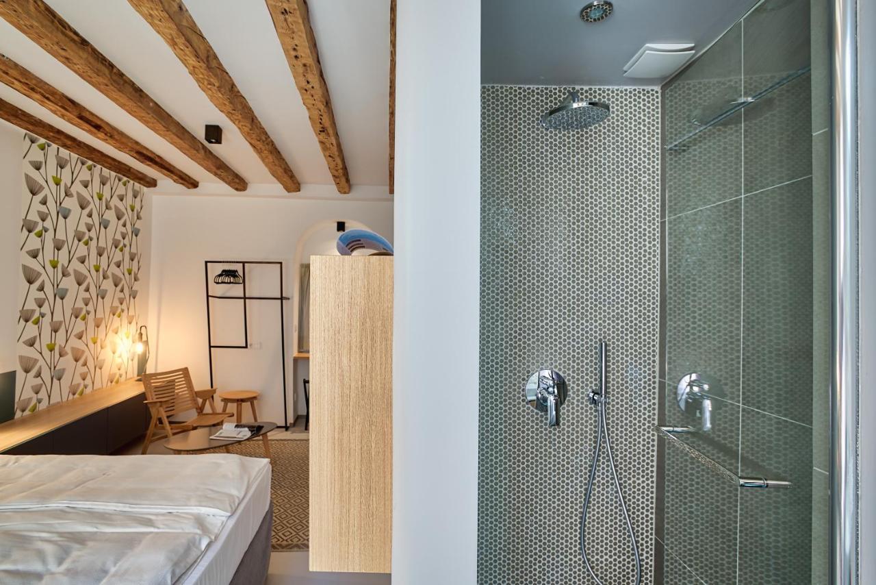 Nars Bed & Breakfast โรวีน ภายนอก รูปภาพ