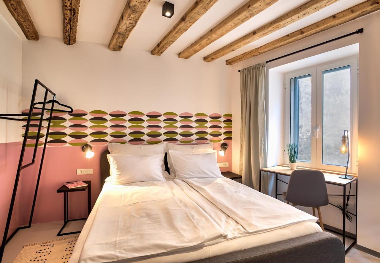 Nars Bed & Breakfast โรวีน ภายนอก รูปภาพ