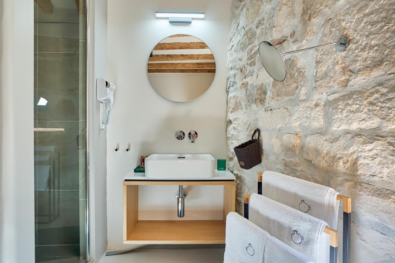 Nars Bed & Breakfast โรวีน ภายนอก รูปภาพ